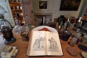 Stoffe und Parfums in Venedig