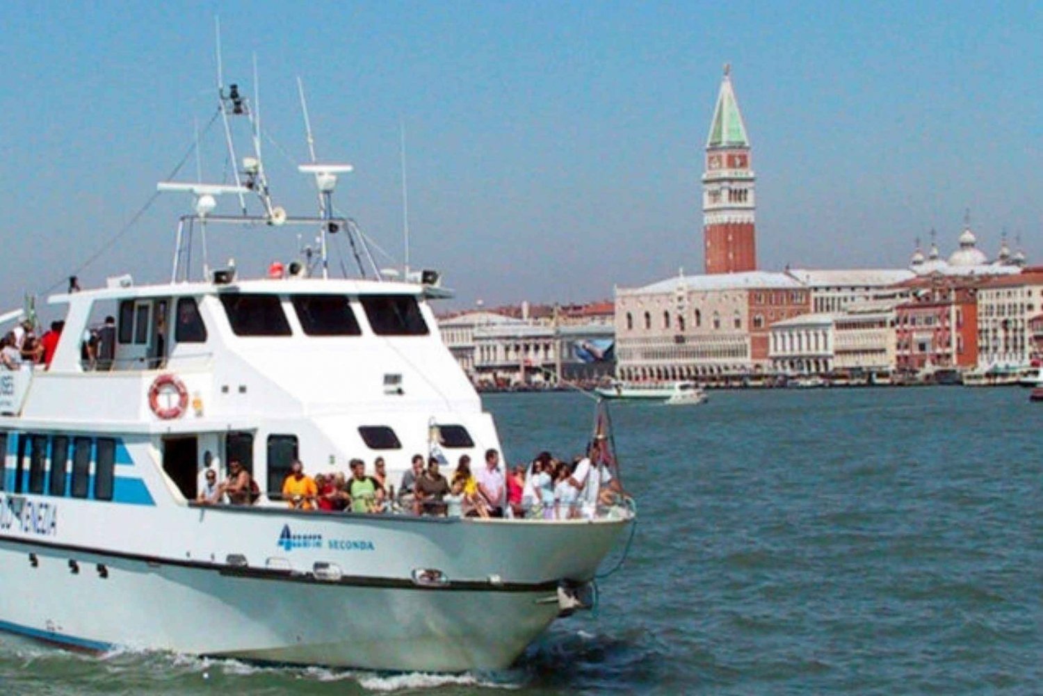 FAST VENICE JESOLO Roundtrip boat to Venice w/ FREE PARKING