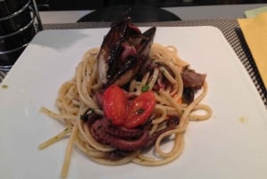 Madoplevelse på en luksuriøs bådtur i Venedig