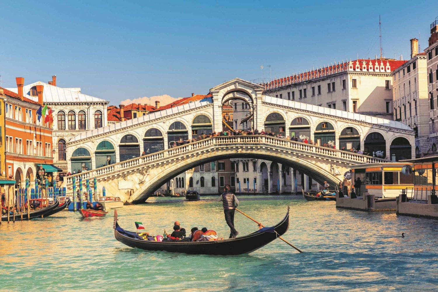 From Lake Garda: Full-day Group Tour of Venice