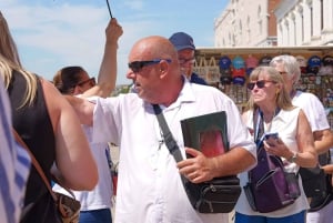 Venezia: tour di gruppo guidato di un giorno dal Lago di Garda