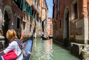 Von Mailand aus: Tagestour nach Venedig mit geführter Stadtführung