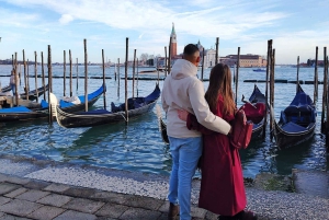 Da Milano: tour guidato di un giorno a Venezia con giro in barca