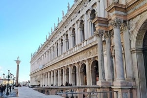 Da Milano: tour guidato di un giorno a Venezia con giro in barca
