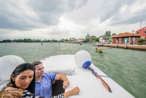 From Venice: Murano & Burano Guided Tour by Private Boat