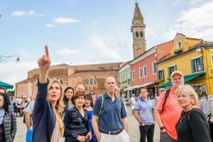 From Venice: Murano & Burano Guided Tour by Private Boat