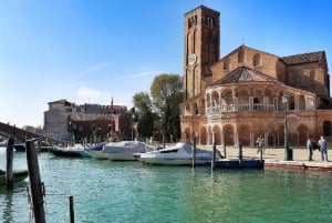 Venice: Glass Blowing Factory & Murano Island Guided Tour