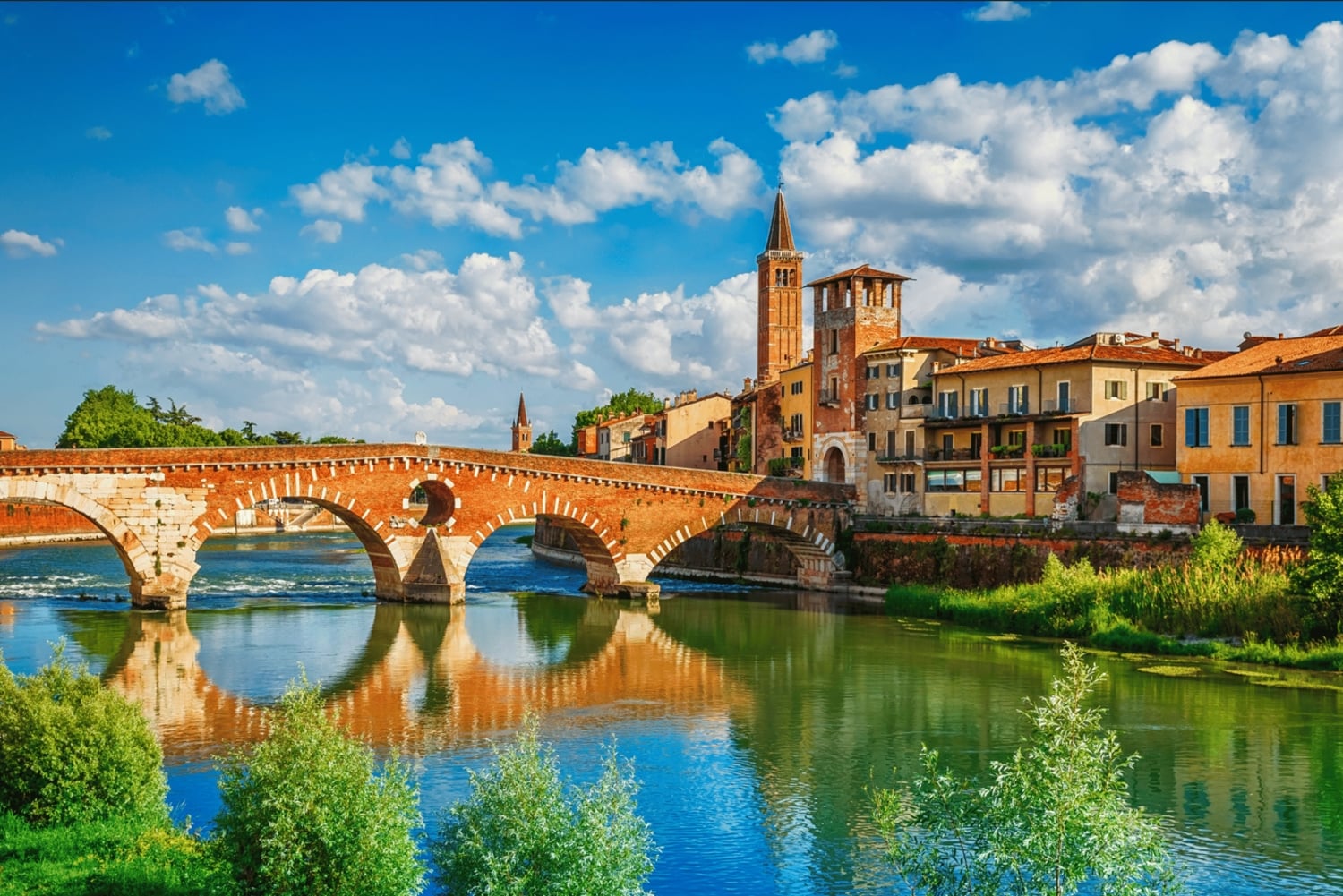 Desde Venecia: Excursión a Verona y Crucero por el Lago de Garda