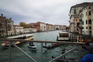 Gondola Ride & Venice walking tour