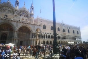 Gondola Ride & Venice walking tour