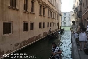 Gondola Ride & Venice walking tour