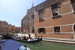 Giro in gondola e tour a piedi di Venezia