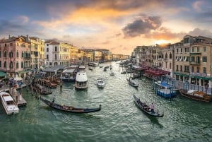 Serenata de gôndola: Romance nas águas venezianas Privado