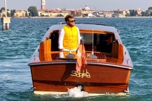 Grand Canal Boat Tour & Murano