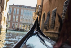 Venice: Grand Canal Gondola Serenade with Carnival Mask