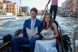 Grande Canal: Renova os teus votos de casamento numa gôndola veneziana
