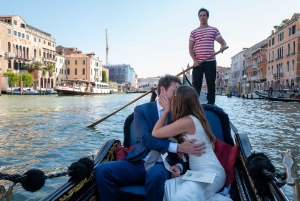 Grande Canal: Renova os teus votos de casamento numa gôndola veneziana
