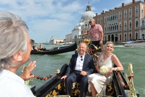 Grande Canal: Renova os teus votos de casamento numa gôndola veneziana