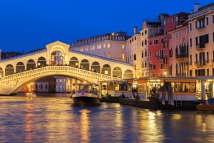 Spökvandring i Venedig med inträdesbiljett till Palazzo Bovolo