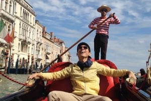 Verborgen Venetië: Wandeltour over het Canal Grande en gondeltocht