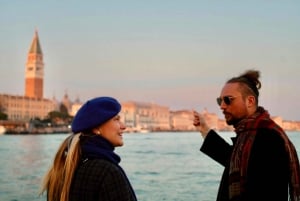 Venice Historic Walk: the city, architecture, traditions