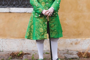 Historical Costume in Venice for 24 hours