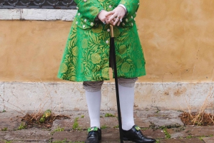 Historical Costume in Venice for 24 hours