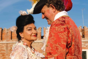 Historical Costume in Venice for 24 hours