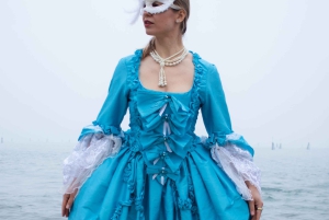 Historical Costume in Venice for 24 hours