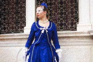 Historical Costume in Venice for 24 hours