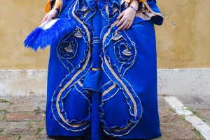 Historical Costume in Venice for 24 hours