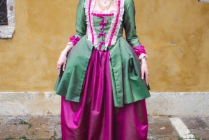 Historical Costume in Venice for 24 hours