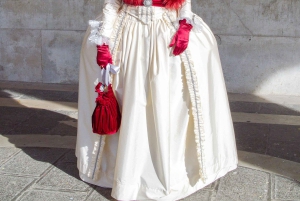 Historical Costume in Venice for 24 hours