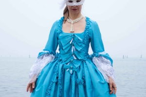 Historical Costume in Venice for 24 hours