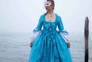 Historical Costume in Venice for 24 hours