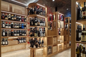 Italialaisen viinin ja juuston maistelu