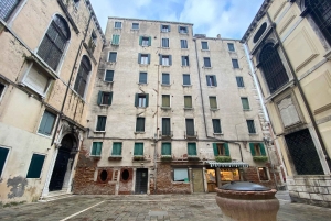 Tour particular pelo gueto judeu e sinagogas.