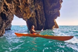 La Spezia: Sunset Kayak & Caves Tour w/ Swimming & Aperitif