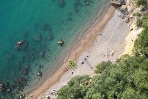La Spezia: Sunset Kayak & Caves Tour w/ Swimming & Aperitif