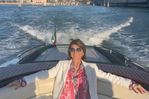 Rejs wycieczkowy luksusową łodzią - Riva Aquariva Venice Yacht