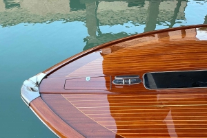 Rejs wycieczkowy luksusową łodzią - Riva Aquariva Venice Yacht