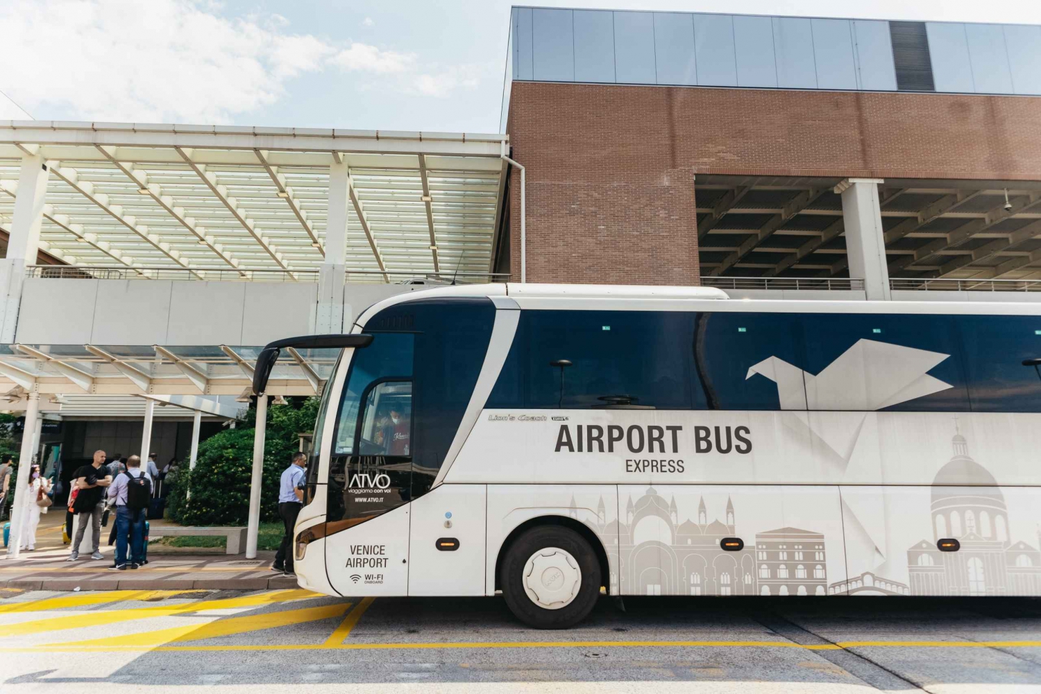 Venice: Bus Transfer between Marco Polo Airport and City