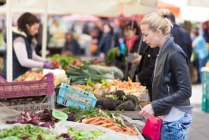 Venice: Market Tour and Meal at a Local's Home