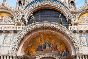 Morgon i Venedig: San Marco, Dogepalatset och gondoltur