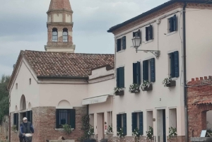 Murano, Burano e Torcello: passeio de barco tradicional com regresso ao pôr do sol
