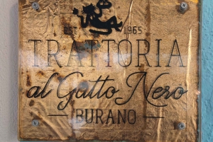 Murano, Burano e Torcello: passeio de barco tradicional com regresso ao pôr do sol