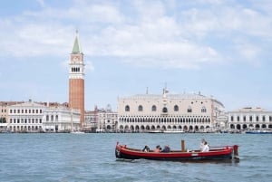 ムラーノ、ブラーノ、トルチェッロ：伝統的なボートで夕日を眺めながらお帰りください