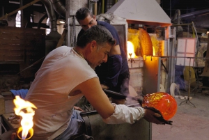 Murano: Glass Blowing Experience at Gino Mazzuccato Factory