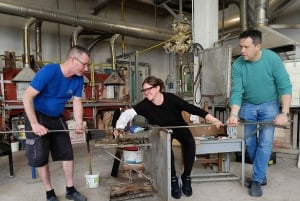 Murano: tee oma lasiesineesi lasimestarin kanssa ja vie se kotiin