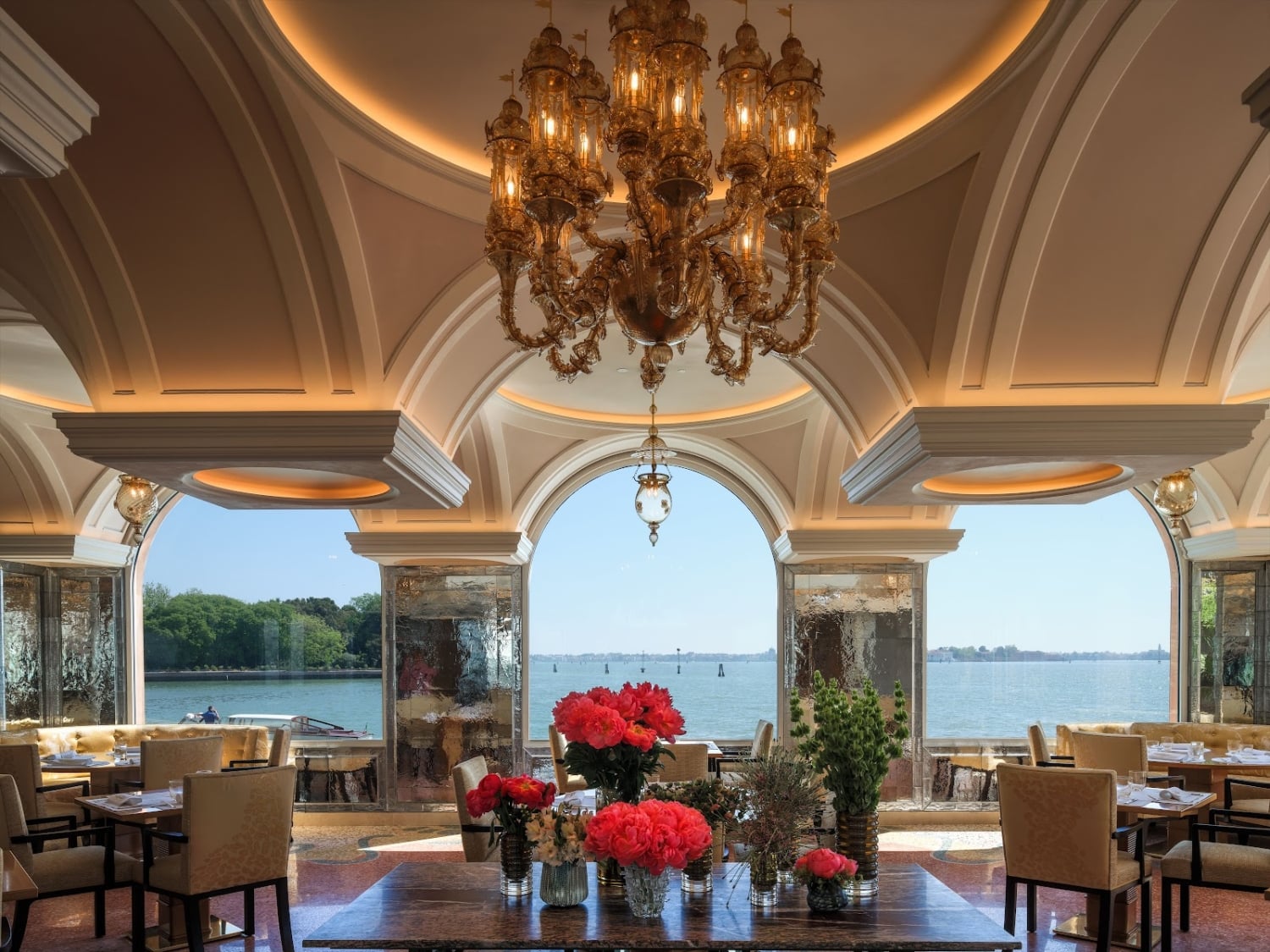 Oro Restaurant